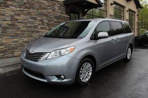 Used  Toyota Sienna XLE