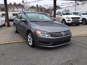 Used  Volkswagen Passat 2.5 SE