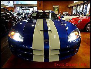  Dodge Viper SRT10