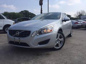  Volvo S60 T5 - T5 4dr Sedan