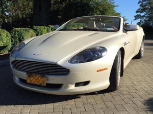  Aston Martin DB9 -