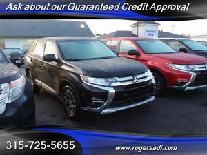  Mitsubishi Outlander SE - AWD SE 4dr SUV