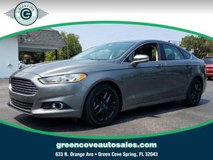 Used  Ford Fusion SE