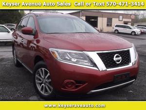 Used  Nissan Pathfinder SV