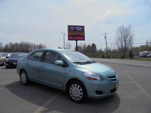 Used  Toyota Yaris Base