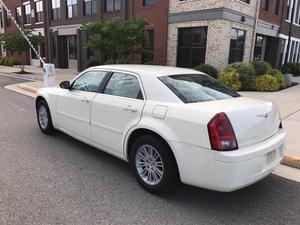  Chrysler 300 - Rwd 4dr Sedan