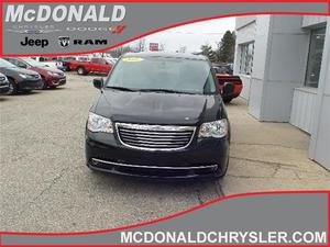  Chrysler Town and Country Touring - Touring 4dr