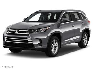  Toyota Highlander LE in Chandler, AZ