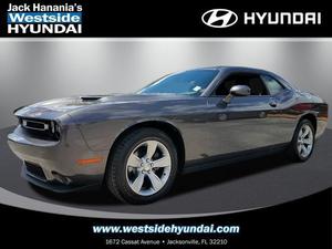 Used  Dodge Challenger SXT