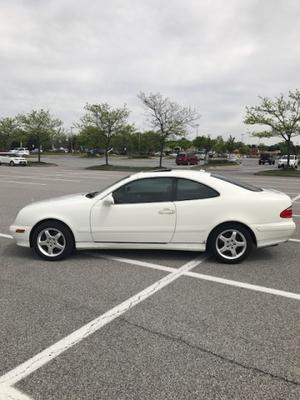 Used  Mercedes-Benz CLK320