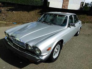  Jaguar XJ6