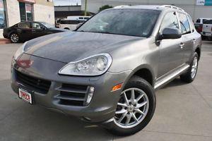  Porsche Cayenne --