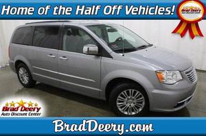 Used  Chrysler Town & Country Touring-L