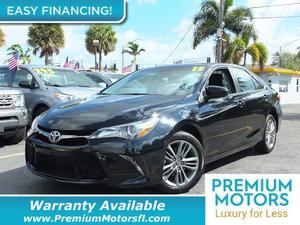 Used  Toyota Camry SE