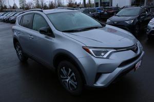 Used  Toyota RAV4 LE