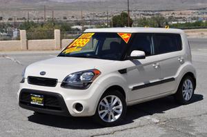  Kia Soul - + (PLUS)