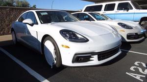 New  Porsche Panamera 4