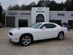 Used  Dodge Challenger SXT