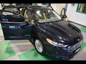 Used  Ford Fusion Hybrid SE