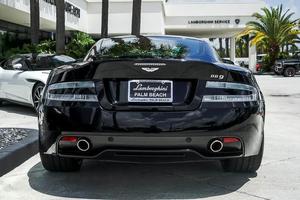  Aston Martin DB9 -