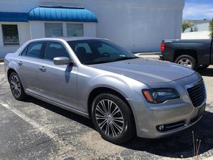  Chrysler 300 S - AWD S 4dr Sedan