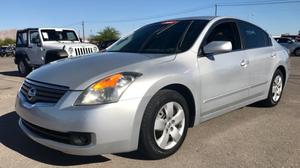  Nissan Altima -