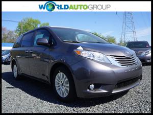  Toyota Sienna XLE in Lakewood, NJ