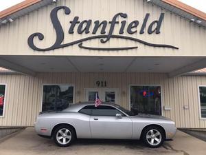 Used  Dodge Challenger SE