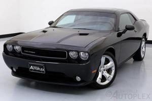 Used  Dodge Challenger SXT