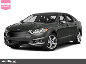 Used  Ford Fusion SE