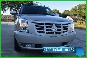  Cadillac Escalade AWD - CLEAN CARFAX - LOW MILES - BEST