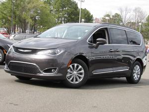  Chrysler Pacifica FWD in Raleigh, NC
