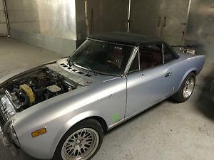  Fiat 124 Spider Convertible