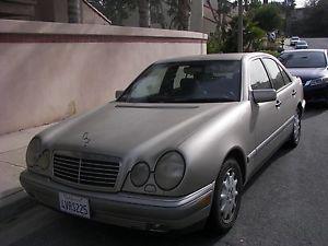  Mercedes-Benz 300-Series Wood package