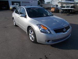  Nissan Altima 3.5 SE - 3.5 SE 4dr Sedan 6M