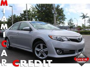 Used  Toyota Camry SE