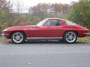  Chevrolet Corvette Coupe