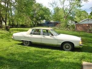  Pontiac Bonneville Base Sedan 4-Door