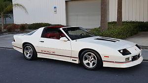  Chevrolet Camaro IROC-Z