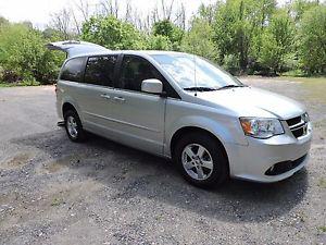  Dodge Grand Caravan  DODGE GRAND CREW CARAVAN