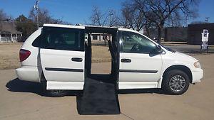  Dodge Grand Caravan SE Mini Passenger Van 4-Door