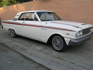  Ford Fairlane SPORT COUPE