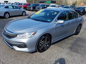  Honda Accord Touring in Chapmanville, WV