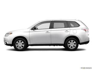 Used  Mitsubishi Outlander ES