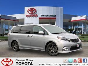 Used  Toyota Sienna SE