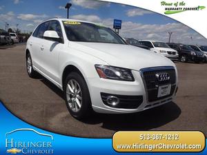  Audi Q5 2.0T quattro Premium Plus - AWD 2.0T quattro