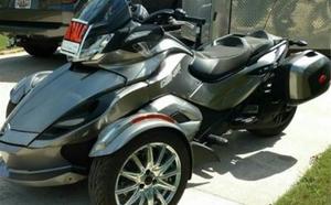  CAN-AM Spyder ST S