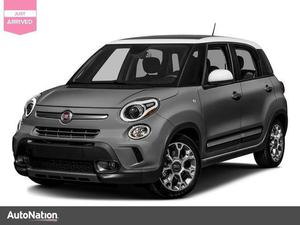 New  FIAT 500L Trekking