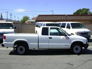 Used  Chevrolet S-10 LS Extended Cab