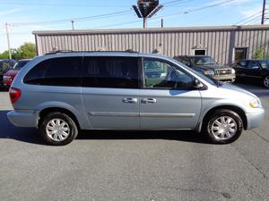 Used  Chrysler Town & Country Touring